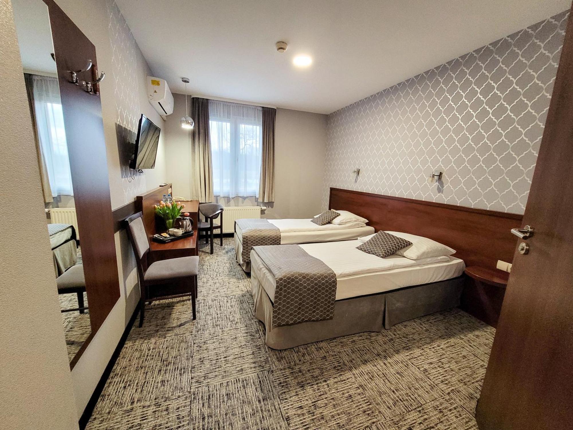 Hotel Fero Express Klimatyzowane Ac 3*