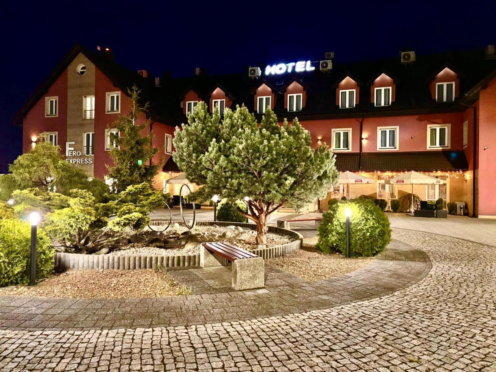 Fero Express Klimatyzowane Ac Hotel Cracovia